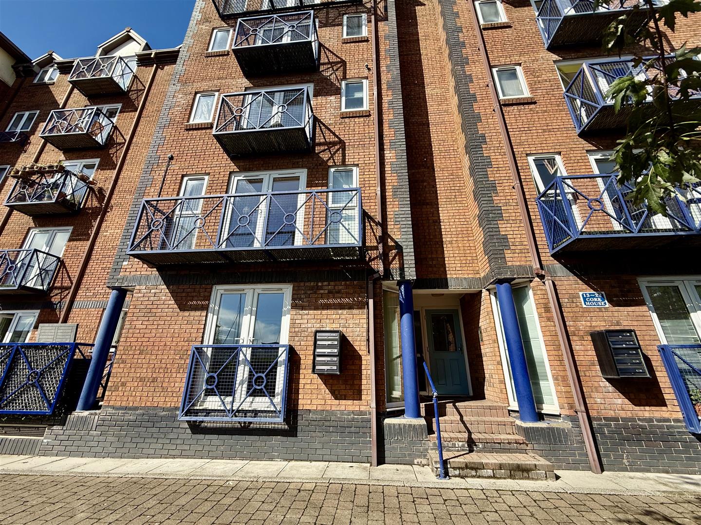 Cork House Marina, Swansea, SA1 1RT